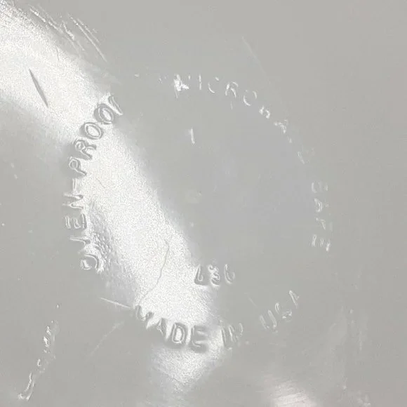 Vintage White Milk Glass Round Baker One Quart Small Casserole Side Dish #436 - Picture 10 of 10